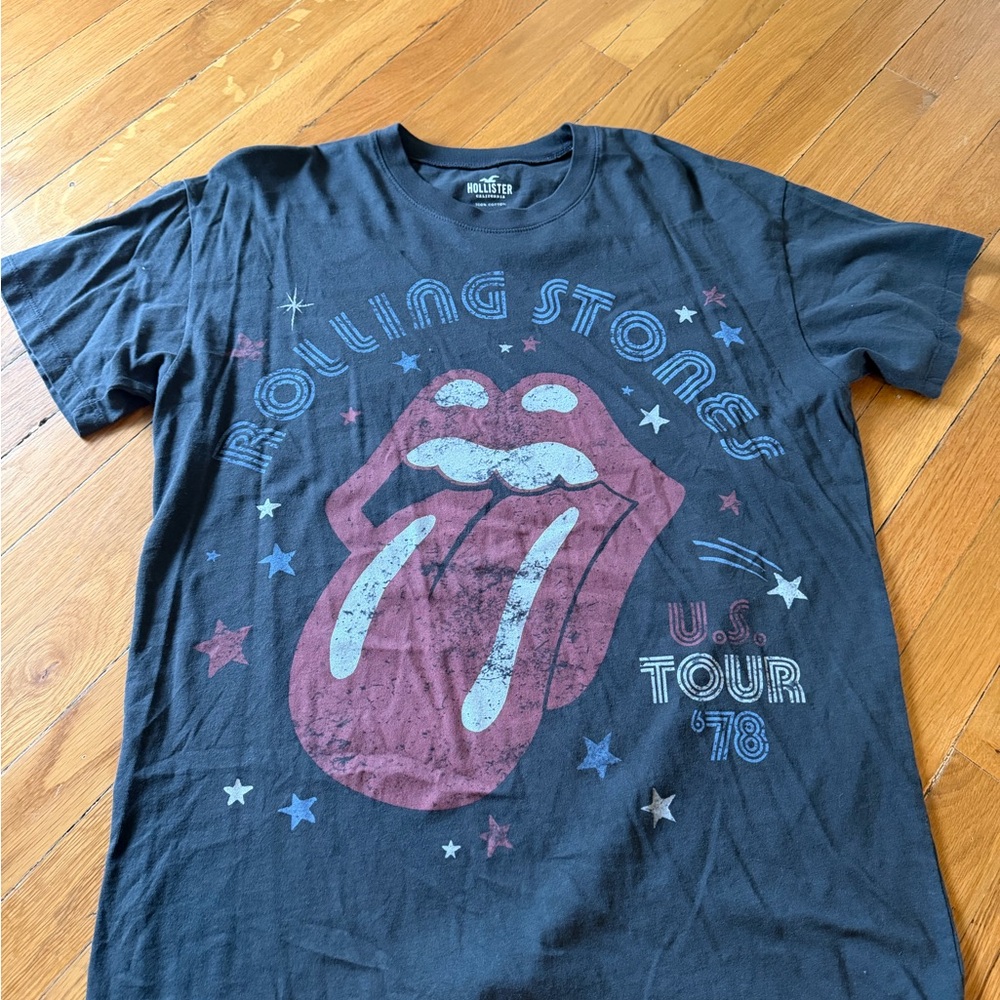 Hollister Black Rolling Stones Tongue Graphic Tee